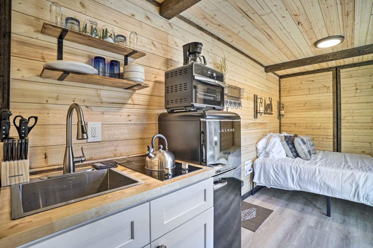 Tiny Home With Hot Tub By Mohican State Park! Loudonville Eksteriør bilde