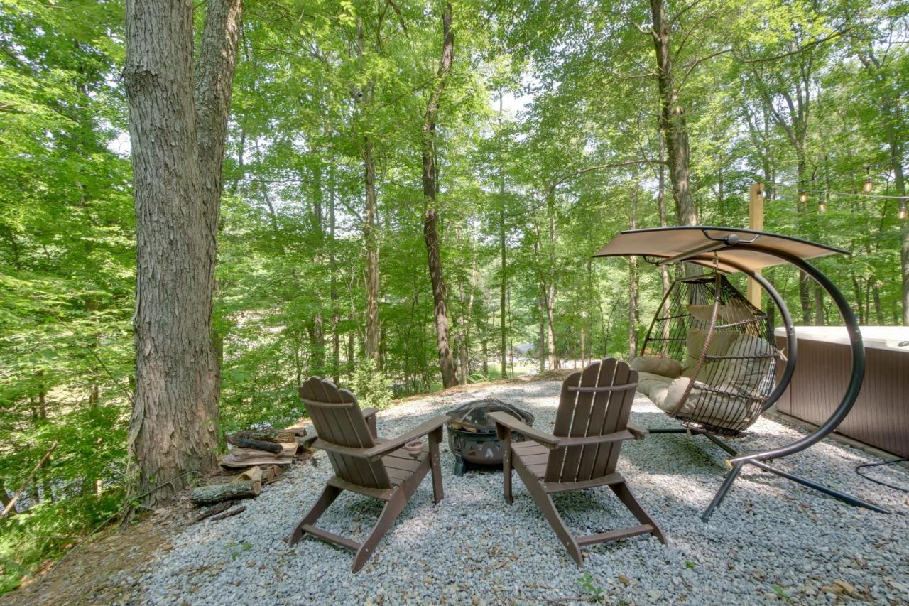 Tiny Home With Hot Tub By Mohican State Park! Loudonville Eksteriør bilde