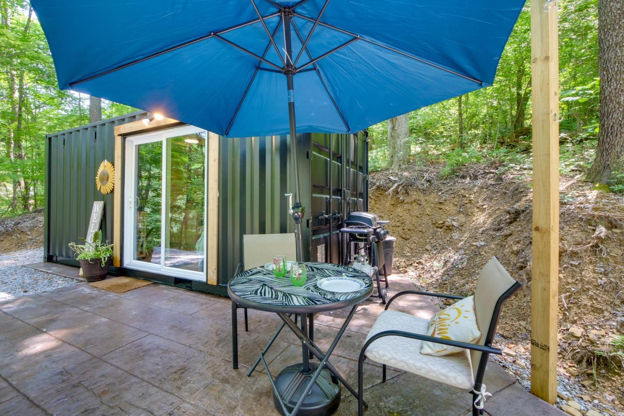 Tiny Home With Hot Tub By Mohican State Park! Loudonville Eksteriør bilde